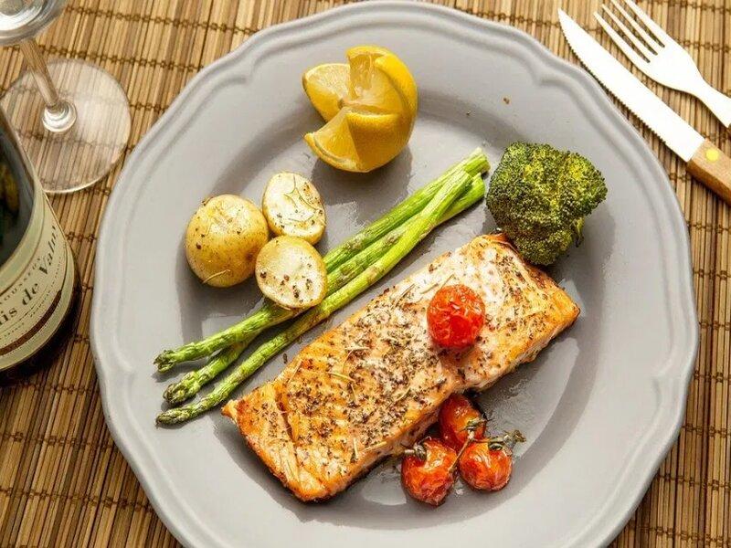 Lemon Dill Salmon & Asparagus